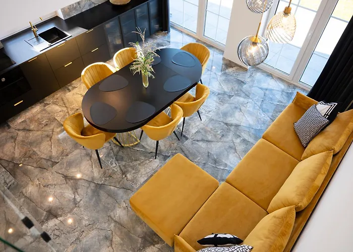 בית נופש Modern פלאנגה