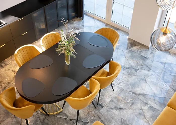 בית נופש Modern פלאנגה