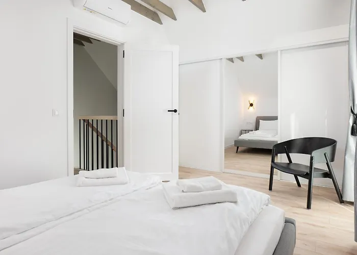 בית נופש Modern פלאנגה